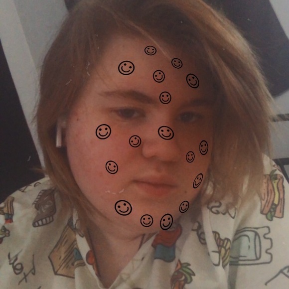 Meet your Posher, Olivia - Picture 1 of 1